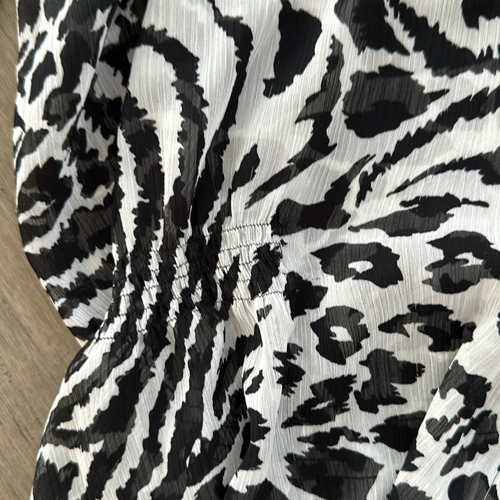 Zebra Print. Unique. Lighht And Sheer. - image 4